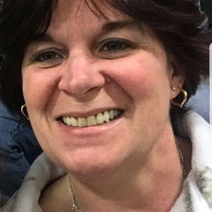 Meet your Posher, Deborah